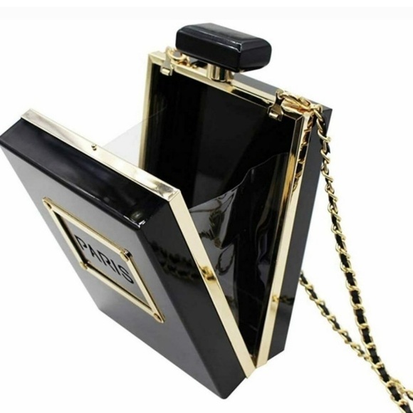 Elegant Black and Gold Paris Chain Bag - Picture 7 of 9